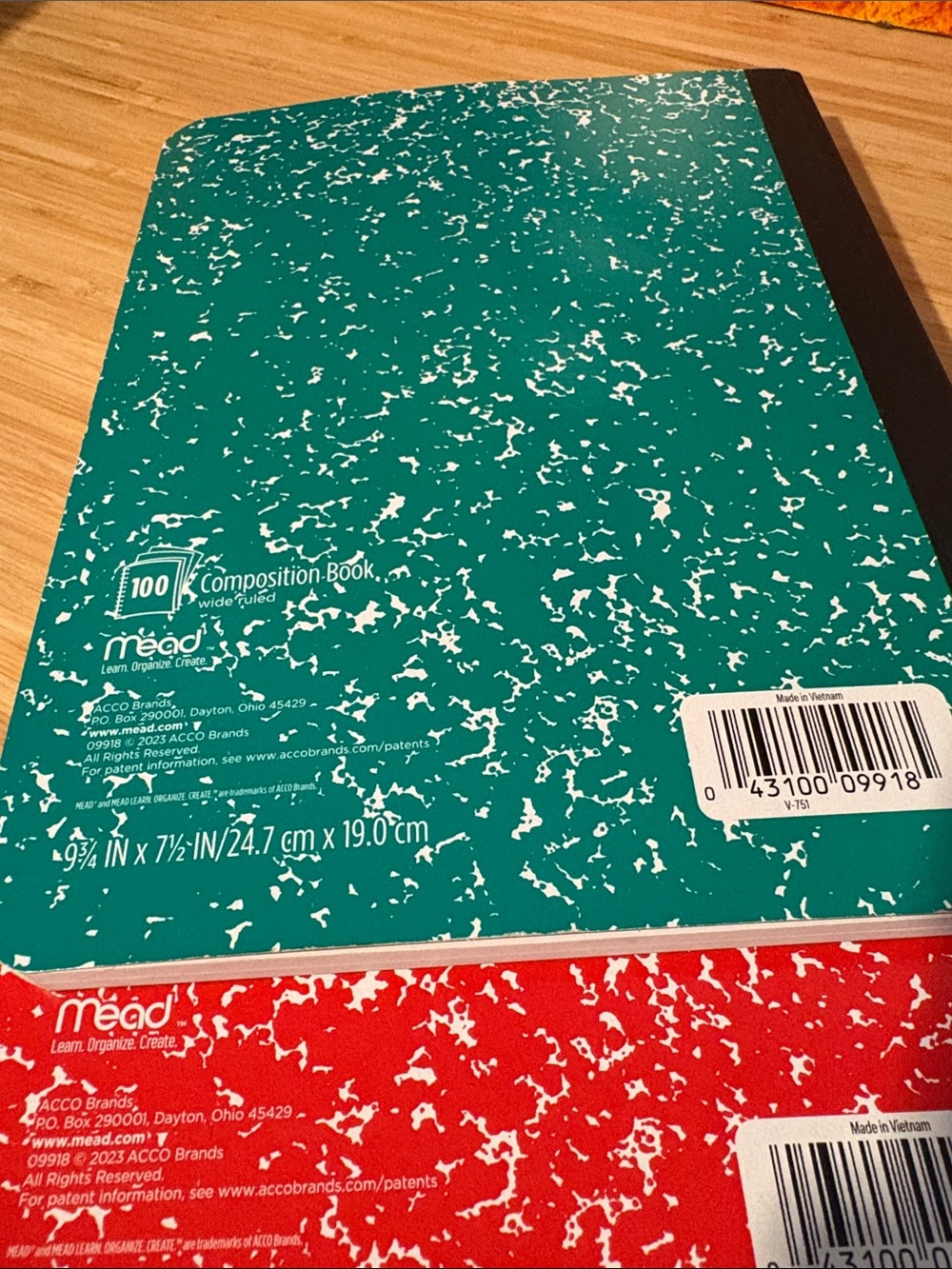 2 Mead Composition Notebooks - Red & Green Wide Ruled 100 Sheets - Picture 5 of 6